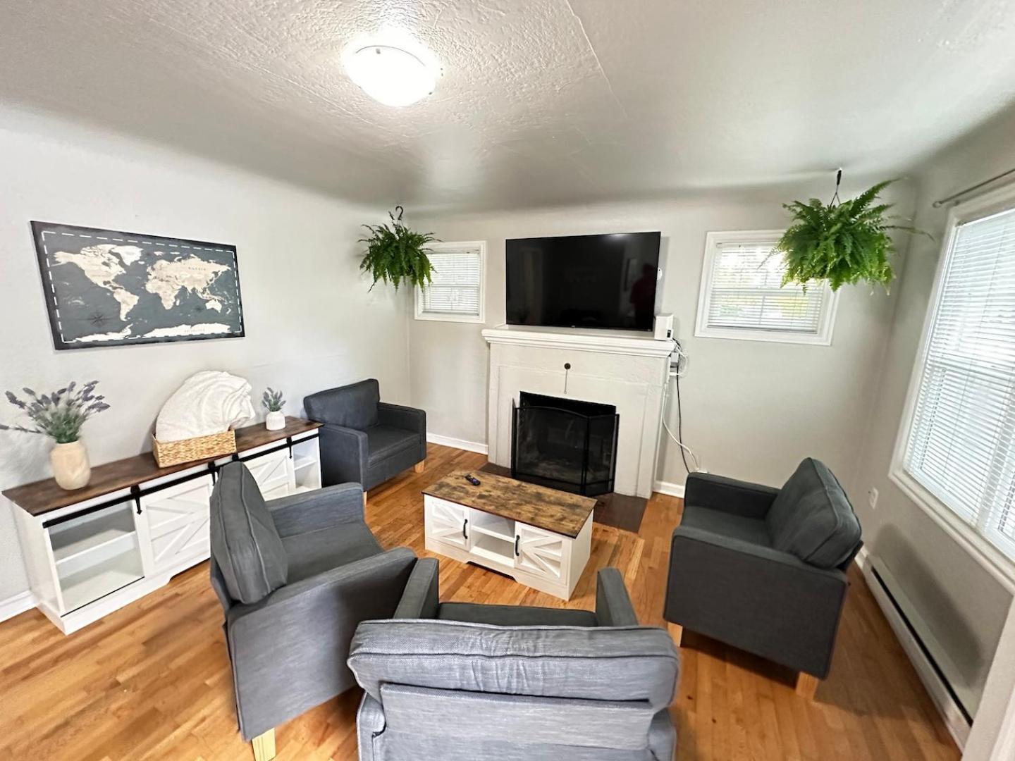 Charming 1930S Style Rustic Home Eugene Luaran gambar